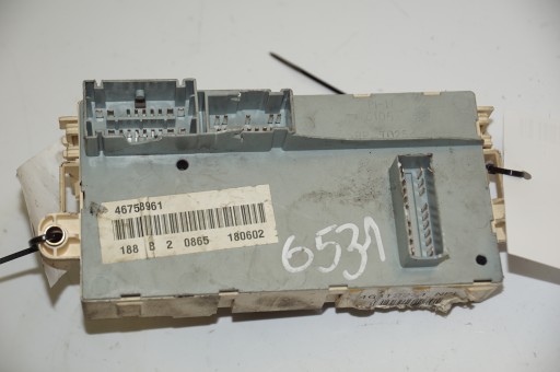 Module fusibles 46758961 FIAT PUNTO II