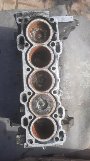 ВАЛ БЛОКА ДВИГАТЕЛЯ D5244T VOLVO 2.4 D5 185KM