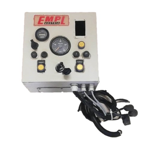 050 624 - ШКАФ УПРАВЛЕНИЯ ДВИГАТЕЛЕМ HATZ