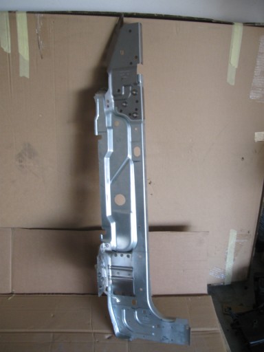 BK31V00186AG - Угловая стойка задняя Ford Transit MK8 2014-правая