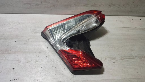 Toyota C-HR and 2019 rear part side left light rear