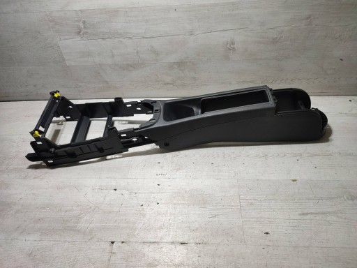 Opel Corsa E 2018 Tunel mitte