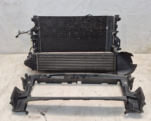 RANGE ROVER EVOQUE I 2.0 11- KOMPLET CHLODNIC ellátás levegö ventilátor