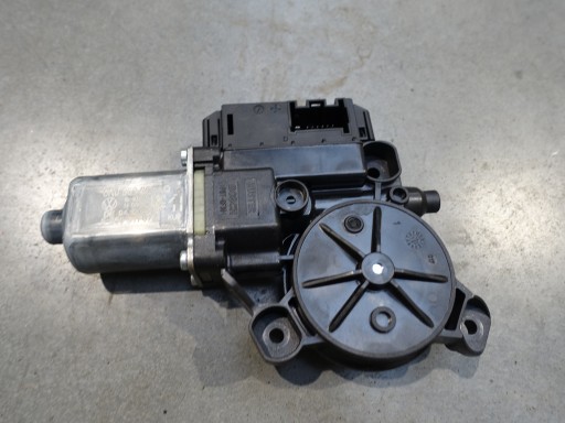 6R0959801AQ - Моторчик окна левой двери vw beetle 5c