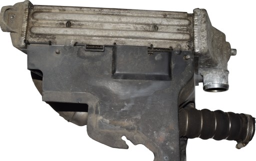 AUDI A8 D3 LIFT 4.2 TDI radiator of the intercooler air right 4E0145806G