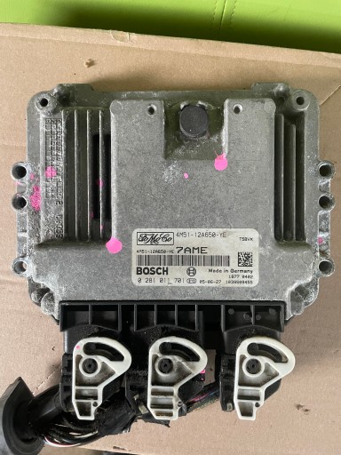 8M51-12A650-LB - Эбу двигателя ford 0281011701 8m51-12a650-ye