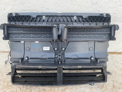 15677210 - BMW 2 F45 F46 Lift MSP LCI жалюзі передній ремінь