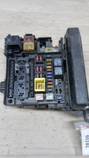 Коробка безпеки mitsubishi outlander 04