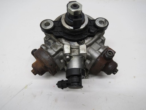 injection pump VOLVO S60 II V60 and 2.4 D5 215KM 31372081 0445010681