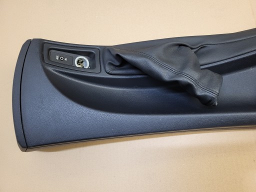 passenger compartment plato DEKOR TUNEL central sleeve PORT AUX IN BMW 1 E87 E81 E82