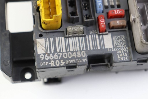 CITROEN PEUGEOT modul skříňka řídící jednotka BSM 9666700480