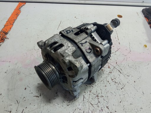 Генератор с подъемником audi a4 b9 2.0 tdi 04l903018a