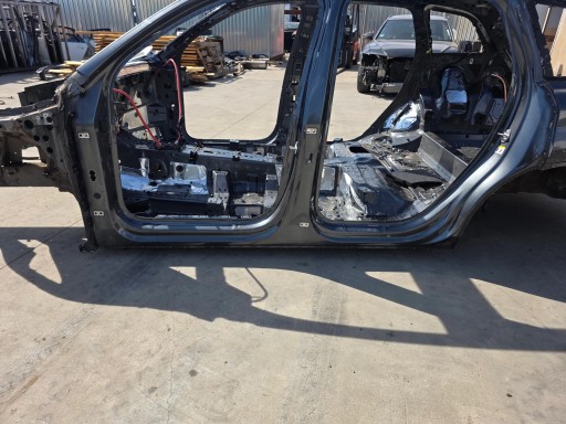 quarter threshold left left side driver´s AUDI Q7 4M original !!!