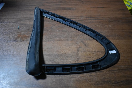 IDEALNA lista ablak TYLNEJ PORSCHE PANAMERA 971 1