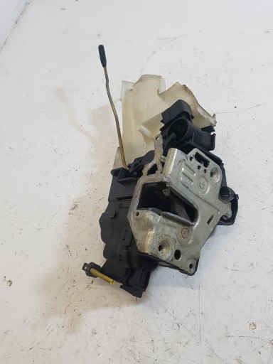 lock door right front MERCEDES-BENZ CLK (W208)