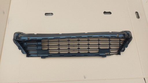grid of a bumper central front front TOYOTA PROACE CITY OPEL COMBO E 18