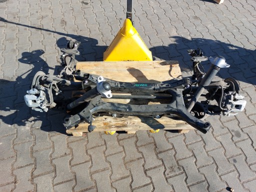 UX250 UX250 - Lexus ux 250h ux 250 задня підвіска повна