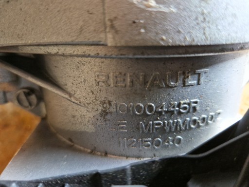 water pump RENAULT AUSTRAL 1.2TCE 210100445R