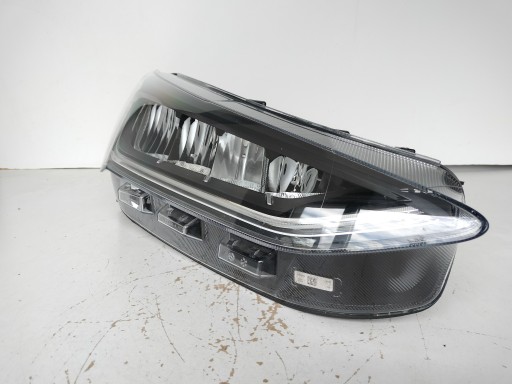Svetlo pravá REFLEKTOR FORD FOCUS MK4 22- LIFT FULL LED