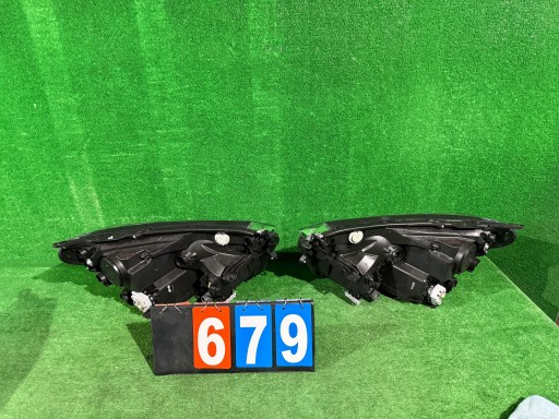 REFLEKTOR left right TOYOTA RAV4 IV LIFT 15-18r NR:679