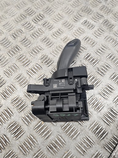 BMW 5 G30 G31 G38 řadicí páka změny převodů 794769201