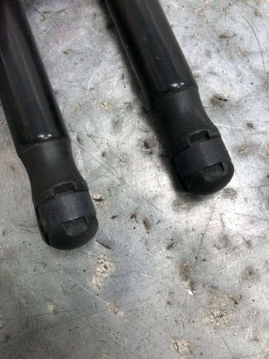 SILOWNIKI heckklappe Kofferraum VW POLO V 6R 6R6827550A