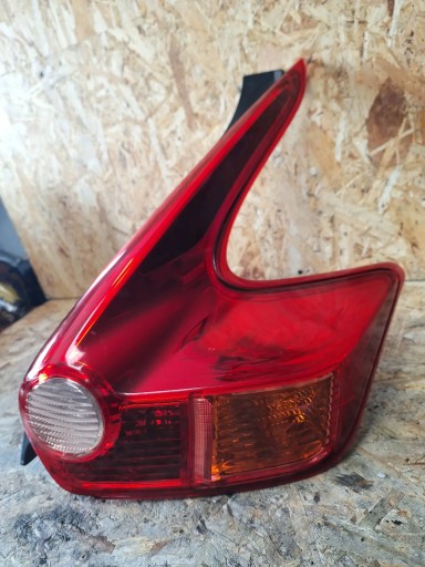 light rear part right Nissan Juke F15 10-14