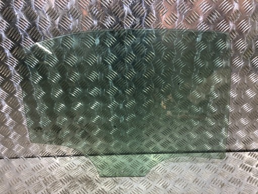 ПРАВЕ ЗАДНЄ СКЛО SEAT TOLEDO IV 4 SKODA RAPID