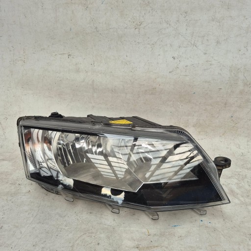 SKODA OCTAVIA III 5E0 12-16 light right front front ZWYKLA 5E1941016