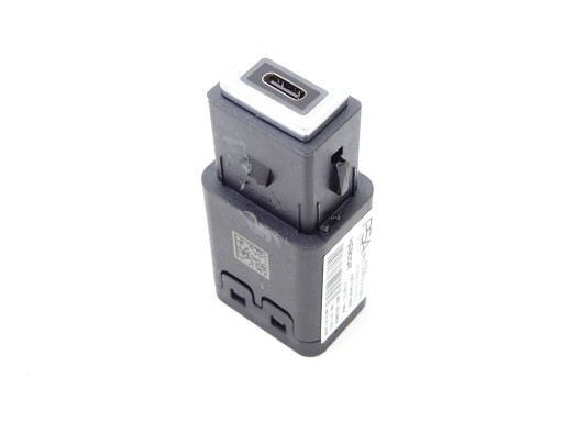 adapter PORT ZLACZE USB C PEUGEOT 208 II 3008 III 5008 III 98313506VV