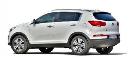 ЛЕВАЯ ЧЕТВЕРТЬ ЦЕНТРАЛЬНАЯ СТОЙКА KIA SPORTAGE III