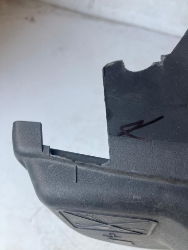Coperchio copertura GREMBIALINA Centralina scatola porta fusibili PEUGEOT 3008 e 9658418180