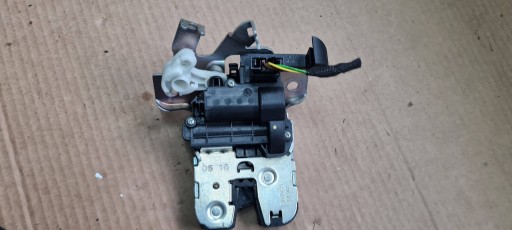 A4 B9 8W lock bonnet boot rear part rear AUDI A5 8W 3G0827503A