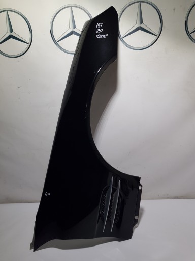 fender right front MERCEDES SL R230 W230 197 C197
