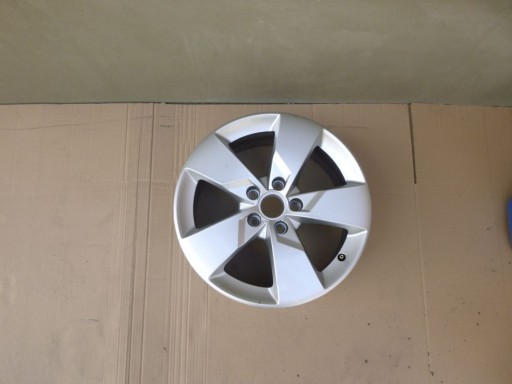 AUDI TT 8S0 7X17 ET47 5X112 DISK