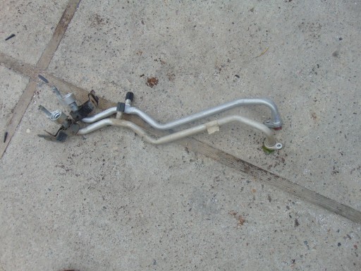 ШЛАНГ КОНДИЦІОНЕРА FORD FIESTA MK7 1.25 БЕНЗИНОВИЙ