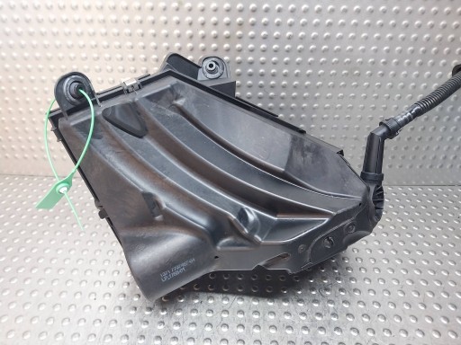 poklopač filtera zračni 7797467 BMW E90 E91 E92 E93 E82 E84 E88 2.0D N47