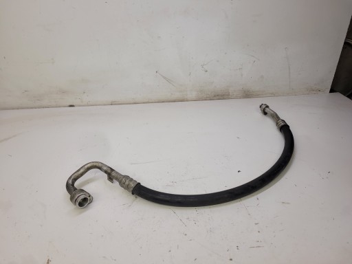 vedení hadice klimatizaci AUDI A4 B9 A5 8W0816743B