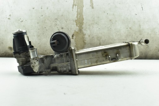 exhaust gas cooler EGR VW PASSAT B7 GOLF VI AUDI A3 8P 1.6 2.0TDI 03L131512CF