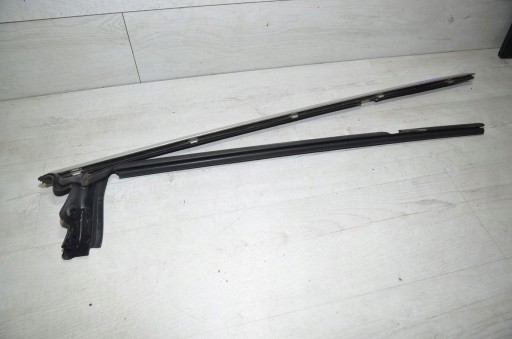 moulding dust left rear part Mercedes CLS w219