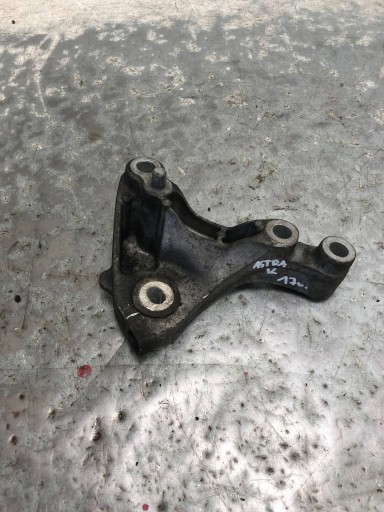 holder engine mount OPEL ASTRA K KOMBI 13364130