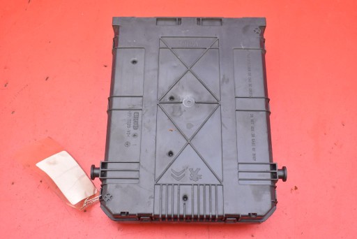 compartment of fuses BSI 9807054180 PEUGEOT 308 II T9 1.6 HDI 92 KM 13-17