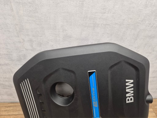 BMW F30 330e engine housing cover cover upper B48 2.0i 8604836