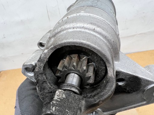Peugeot 208 II 1.5 BlueHDI starter 9832577880