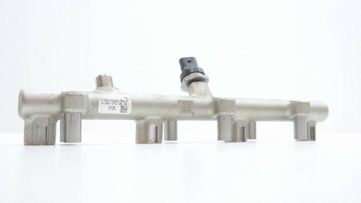 injection ramp MERCEDES W177 W247 CLA 118 1.3 CGI A2820702600