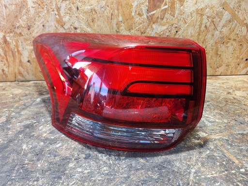 VAY4811 - Задняя лампа левая Mitsubishi Outlander III подъем 15-