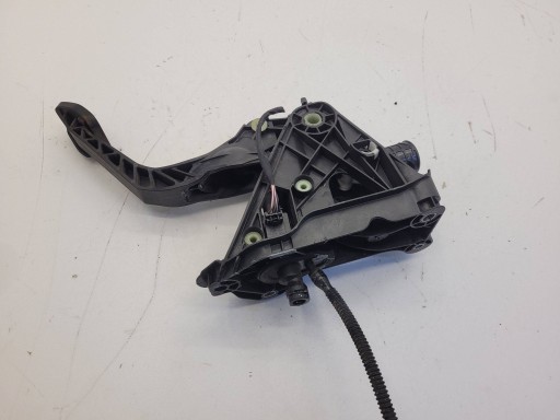 PASSAT B8 SUBERB III GOLF PEDAL pumpa spojky 5Q1721059FB