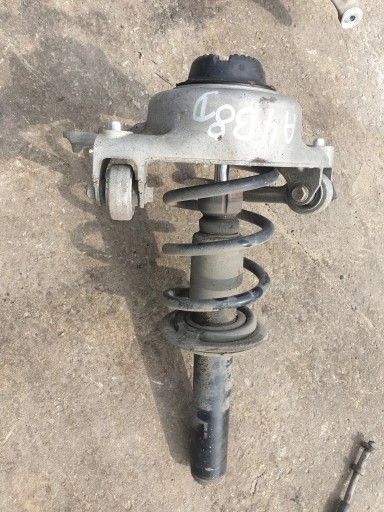AUDI A4 B8 2.0 D амортизатор передний левый правый