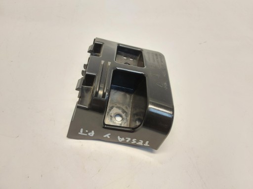 TESLA MODEL Y 2024r, support holder of a bumper right rear part 1494039-0