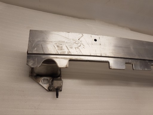 lökhárító megerösítés hátso BMW 5 G30 F90 7387334